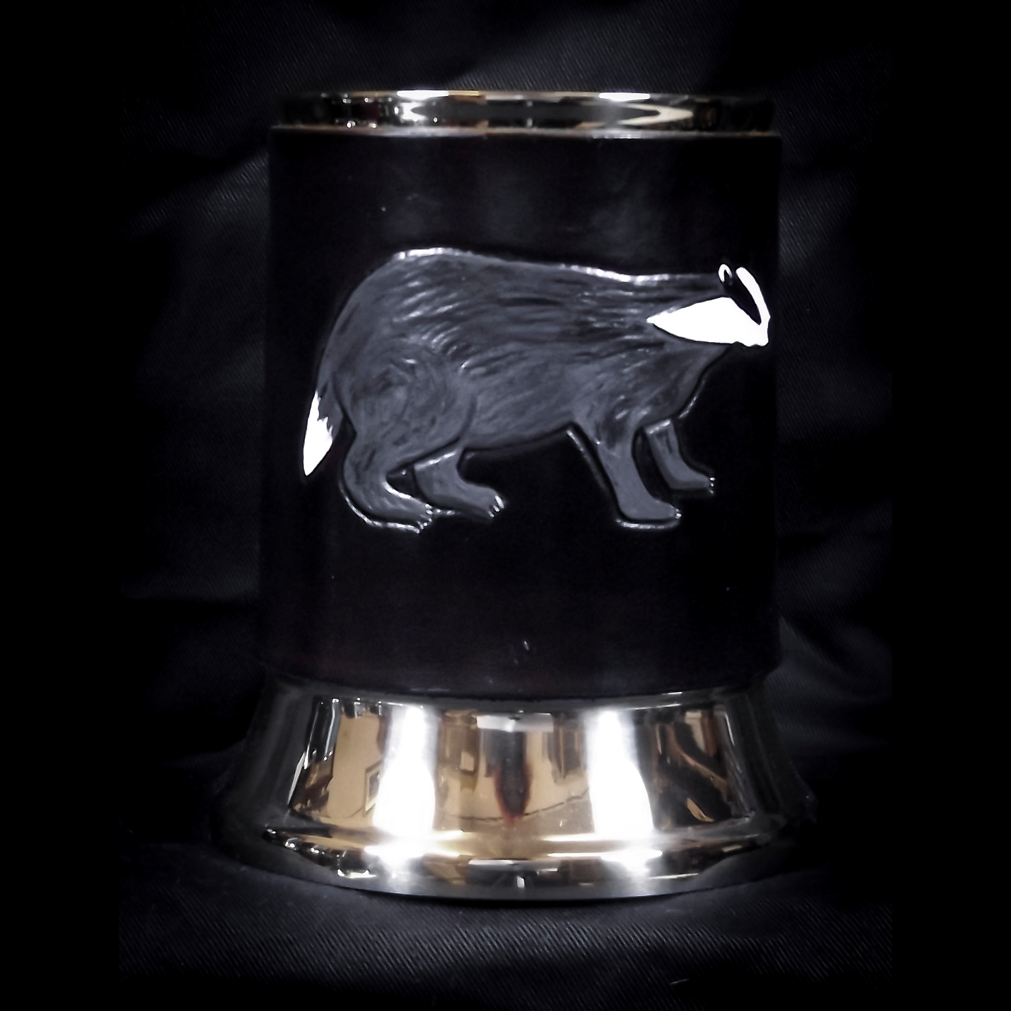 Badger Leather Tankard Cover on Tankard