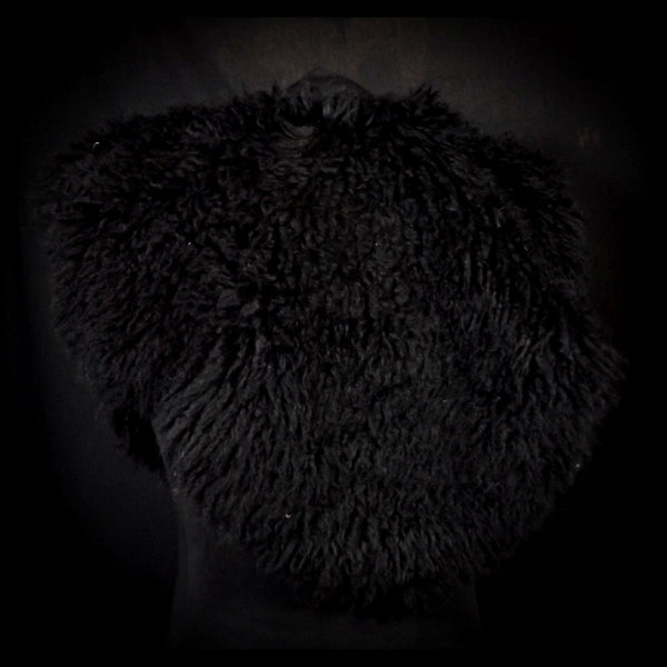 Black Sheepskin Mantle - Demon Buckle