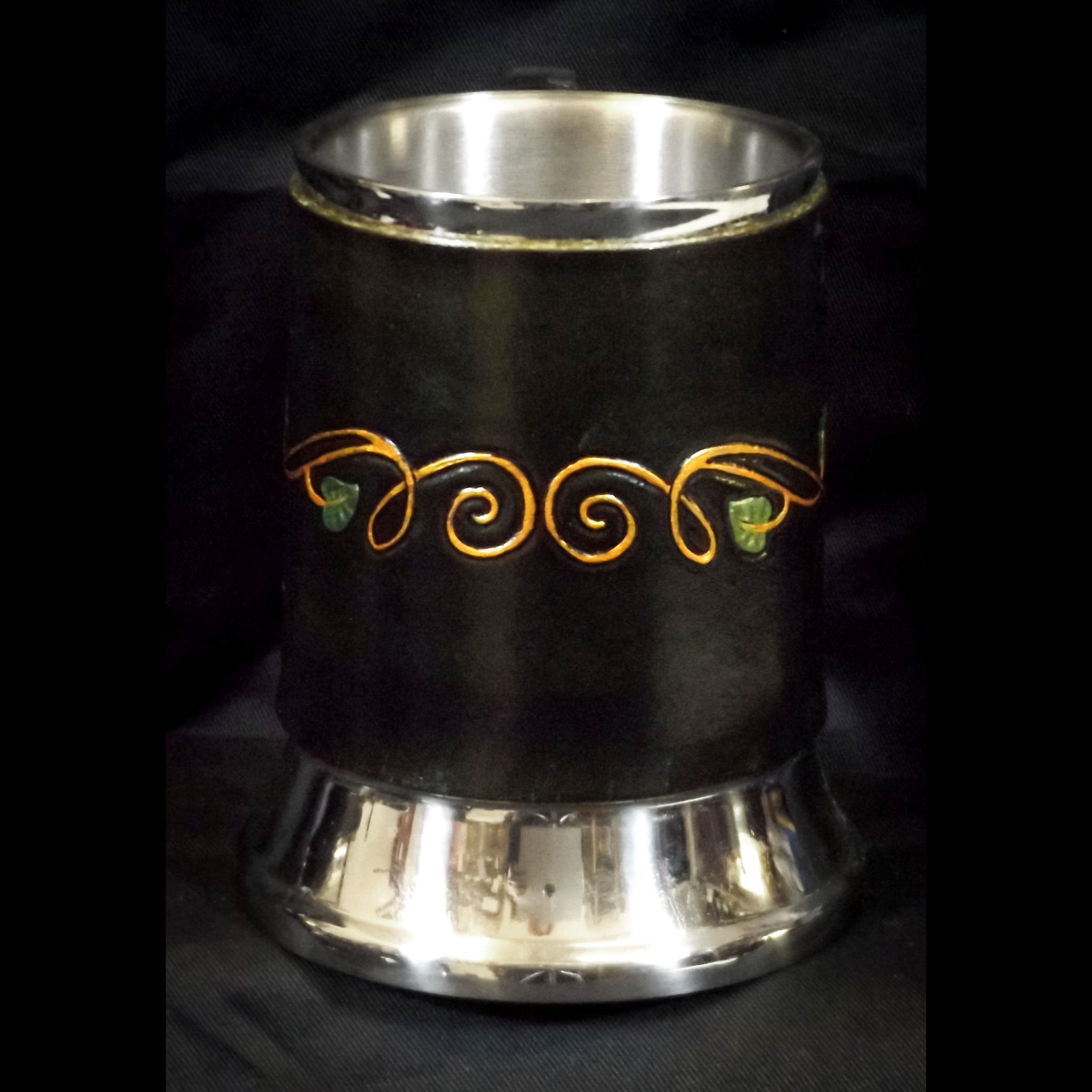 Green Swirly Leaves Leather Tankard Cover on Tankard